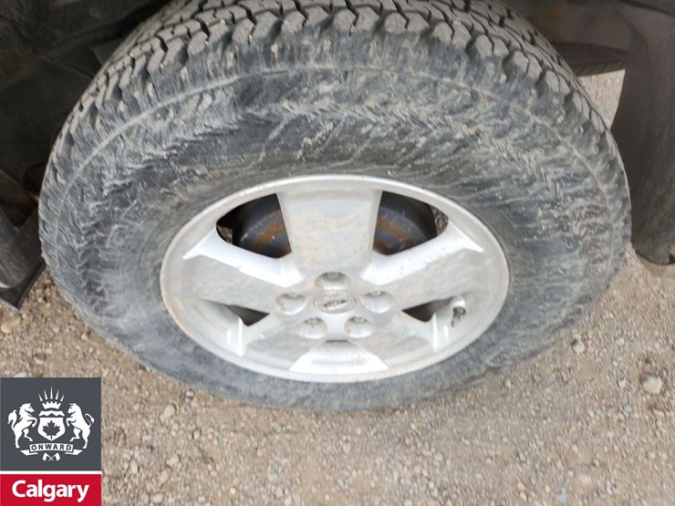 2012-ford-escape-xlt-image-11