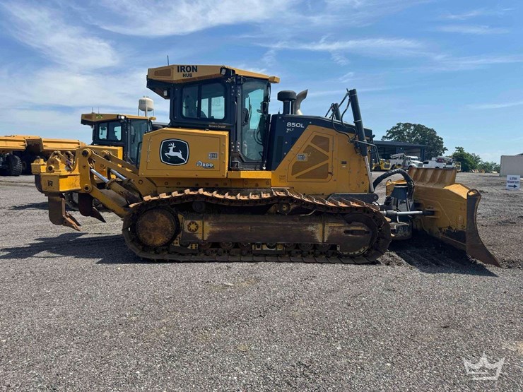 2021-deere-850l-wlt-image-5