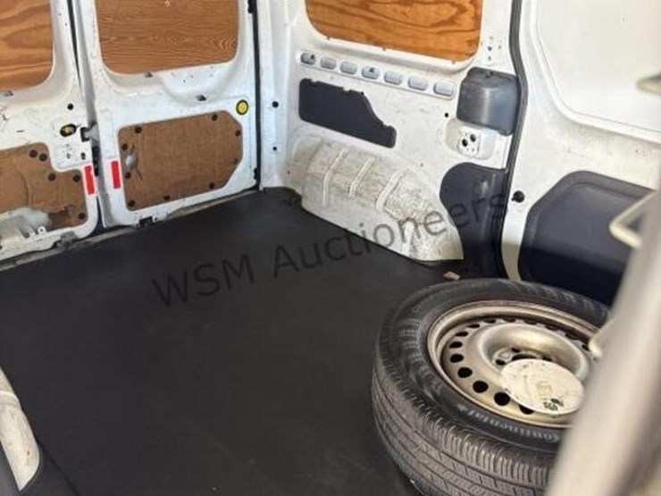 2011-ford-transit-connect-image-12
