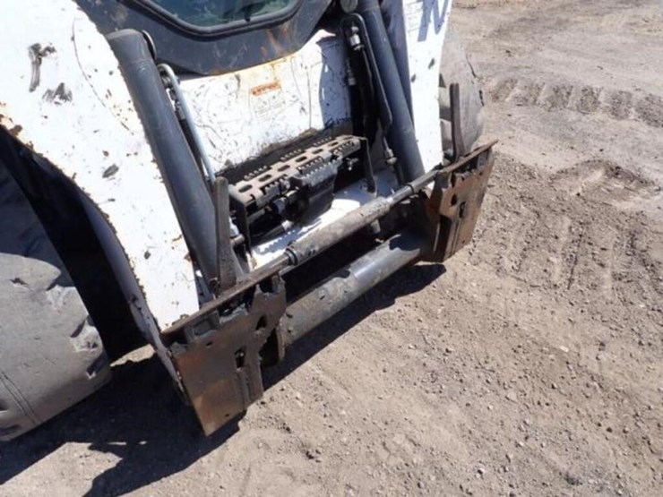 2018-bobcat-s650-image-23