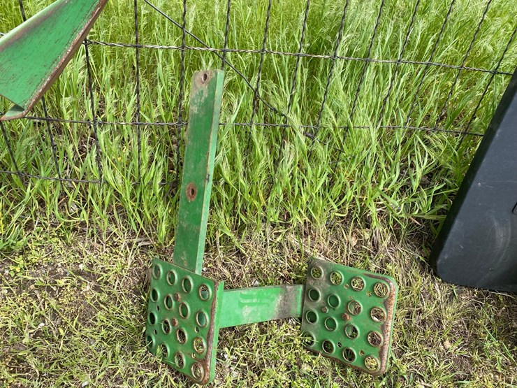 john-deere-tractor-steps-image-1