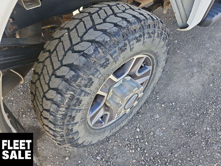2023-ford-f250-image-11