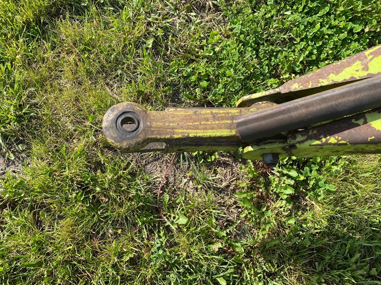 claas-rollant-66-image-13