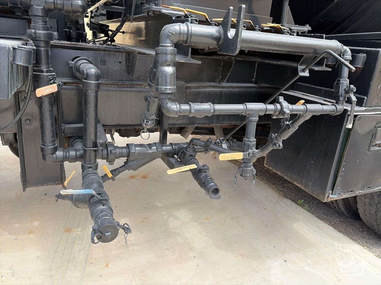 2007-international-durastar-4300-image-23