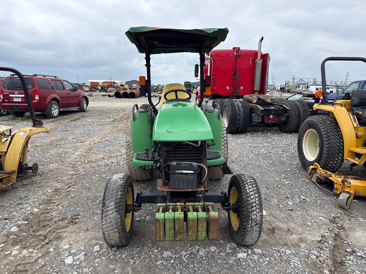 john-deere-4310-image-3