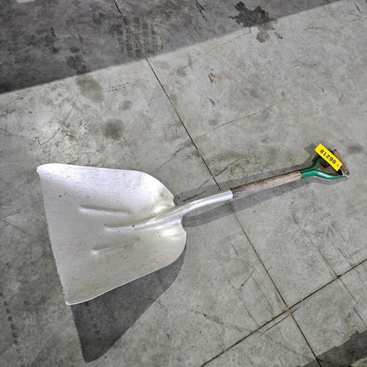 #6218 • Scoop Shovel