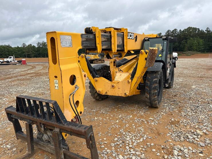 2016-jcb-512-56-image-8