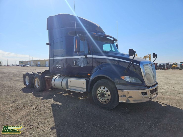 2016-international-prostar-image-2