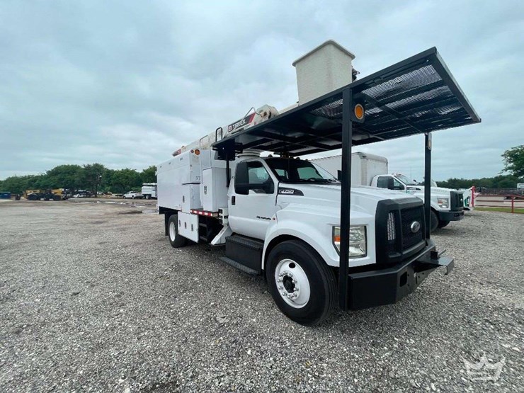 2017-ford-f750-image-3