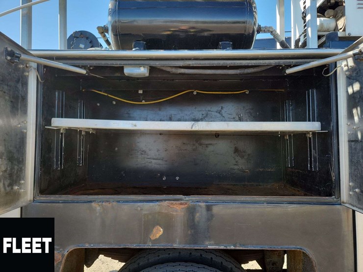 2012-kenworth-t370-image-24