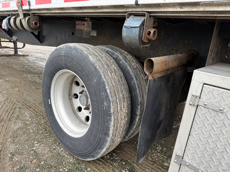 2016-fontaine-flat-bed-trailer-image-20