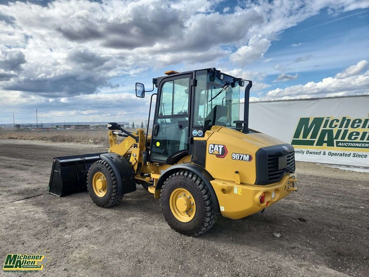 2021-caterpillar-907m-image-3