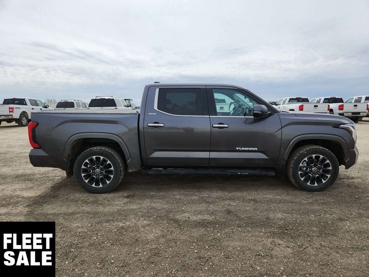 2023-toyota-tundra-image-10