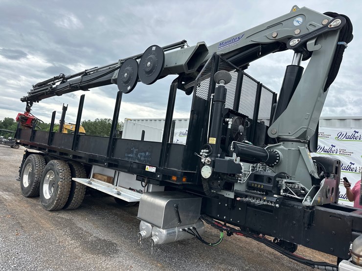 2020-peterbilt-348-image-7