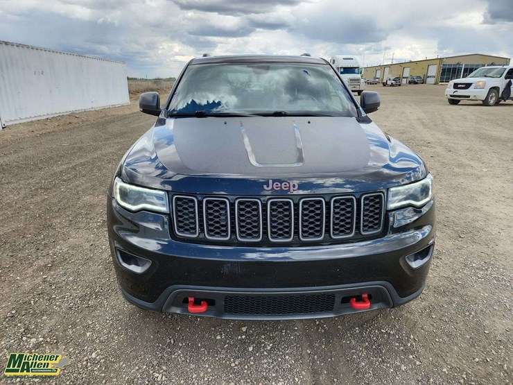 2017-jeep-grand-cherokee-image-6