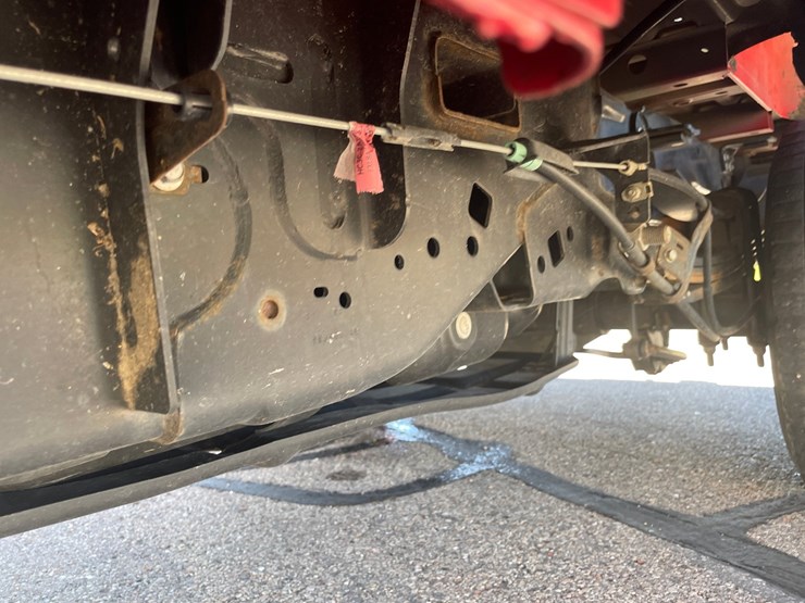 2020-ford-f350-xl-image-34