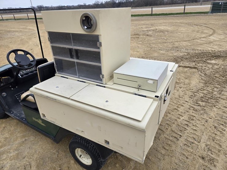 #511-•-19th-hole-golf-course-mobile-refreshment-center-image-2