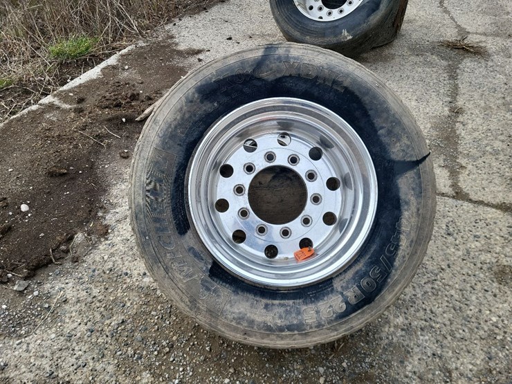 (2)-445/50r22.5-tires-w/aluminum-rims---tag-#1232-image-3