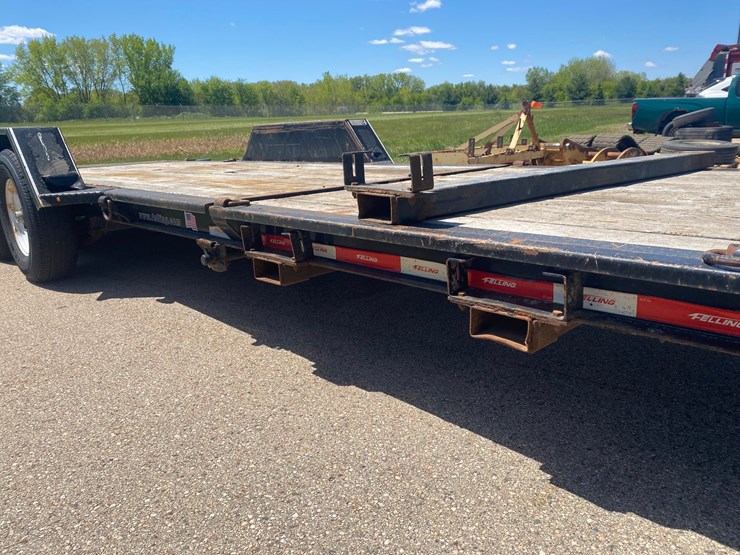 #8758-•-2018-felling-22'-tilt-deck-equipment-trailer-(has-wi-title)-image-3