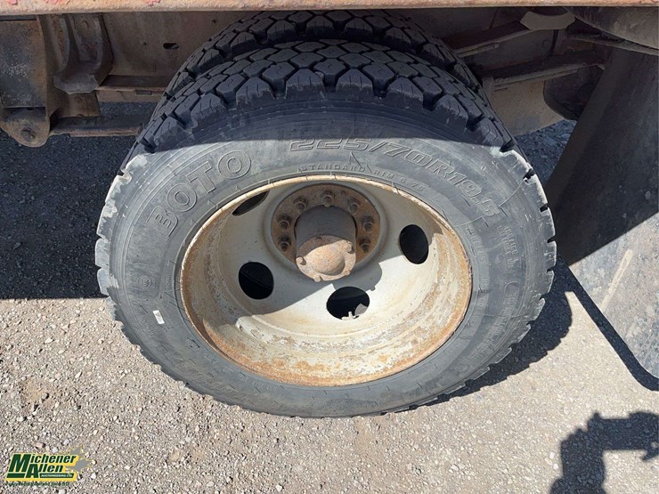 1997-gmc-sierra-3500-image-11