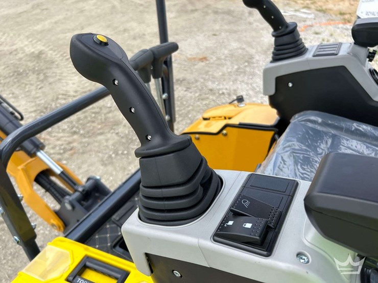 yanmar-excavator-image-10