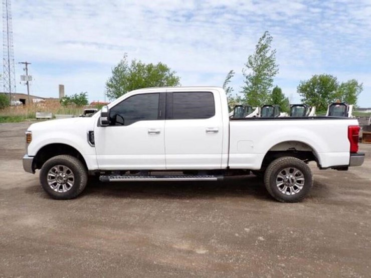 2018-ford-f250-xl-image-8