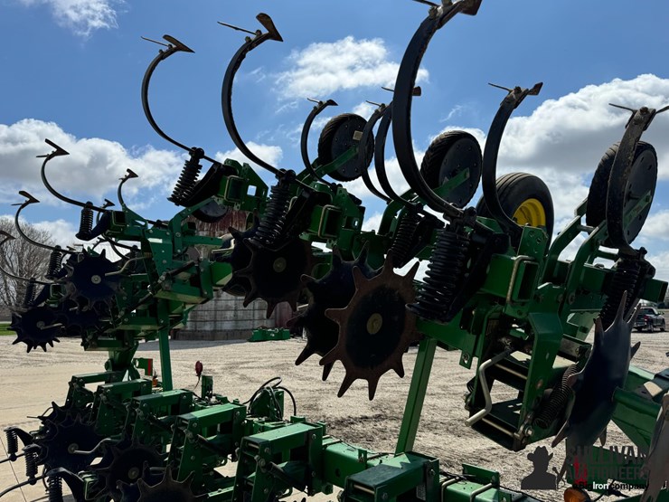 1998-john-deere-856-image-19