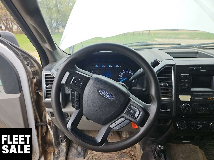 2017-ford-f550-image-21