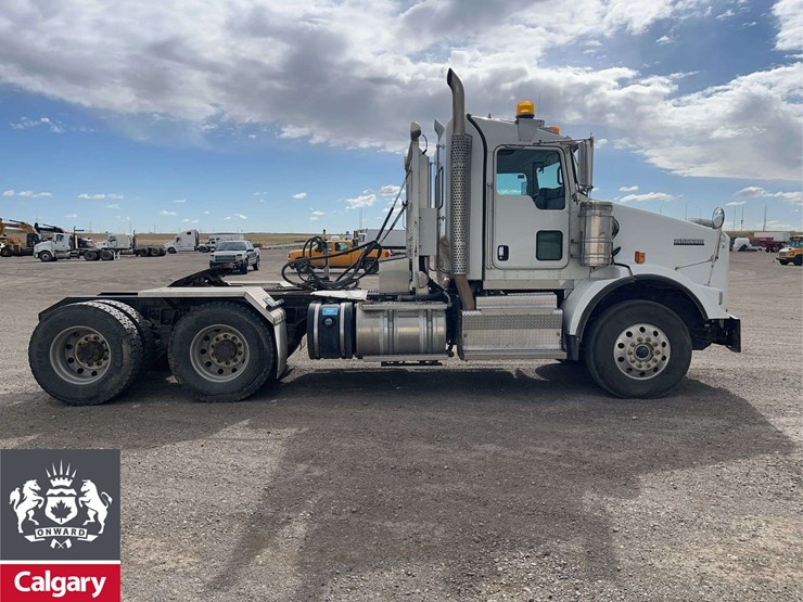 2014-kenworth-t800-image-6
