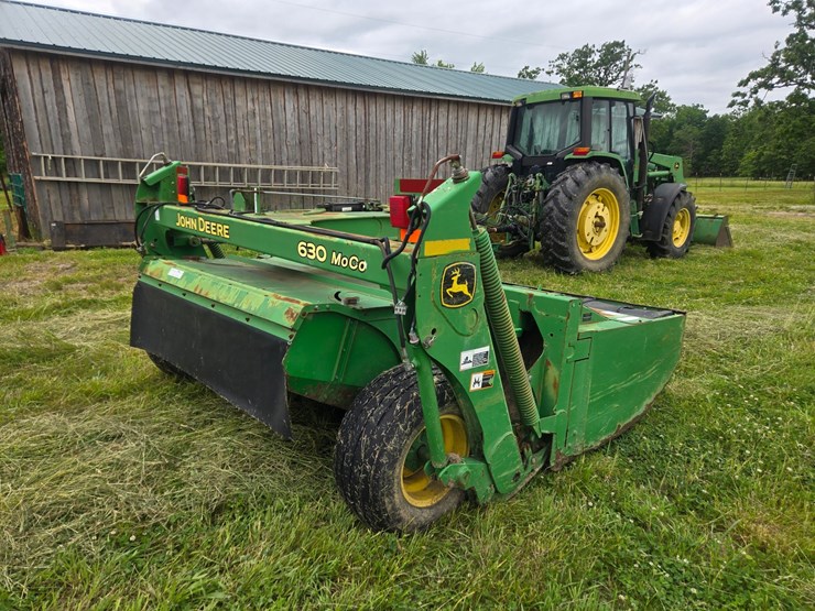 john-deere-630-image-6
