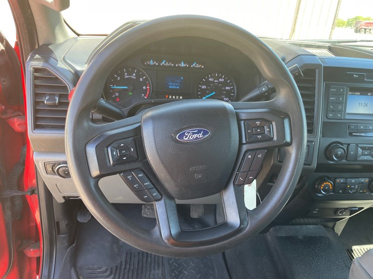2020-ford-f350-xl-image-39