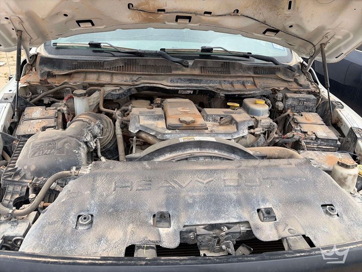2018-dodge-3500-image-29