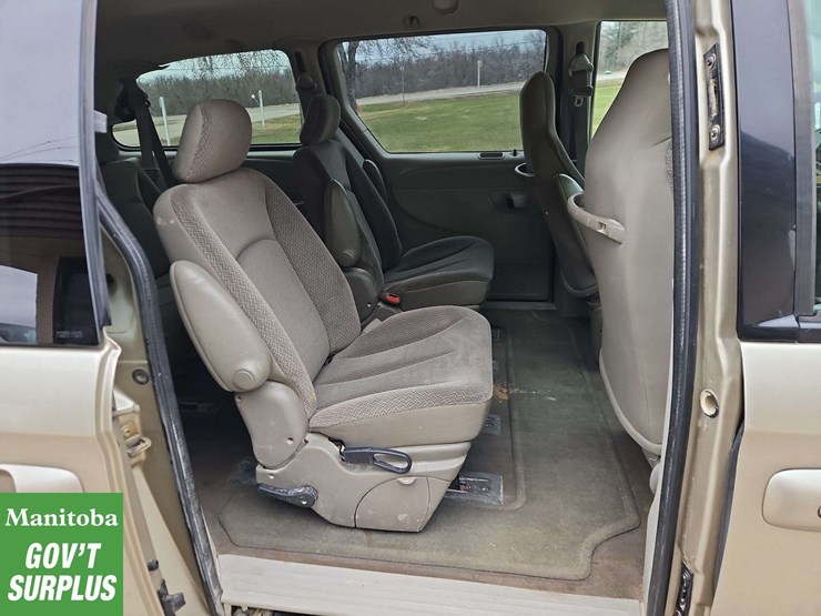 dodge-grand-caravan-image-21