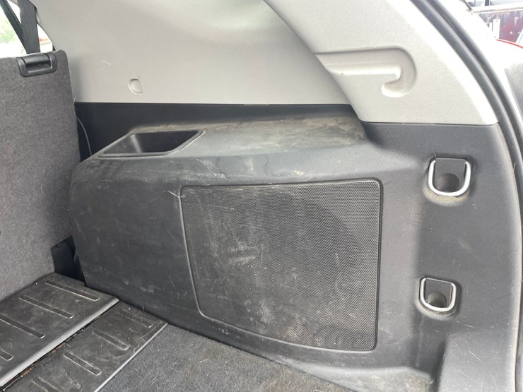 2012-chevrolet-equinox-image-21