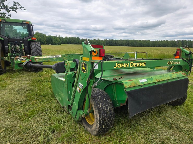 john-deere-630-image-4