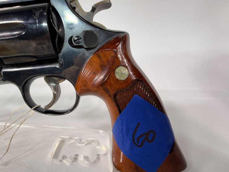 #60-•-smith-&-wesson-29-2-44mag-revolver-n330311-image-7