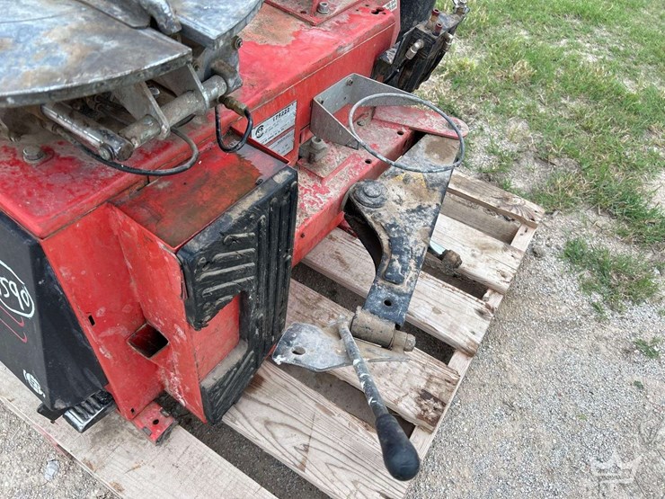 tire-machine-image-9