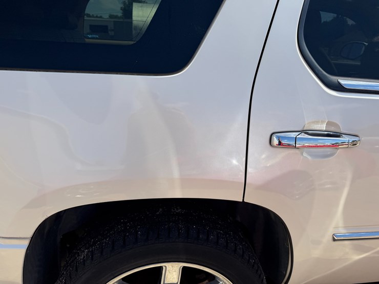 2007-cadillac-escalade-image-49