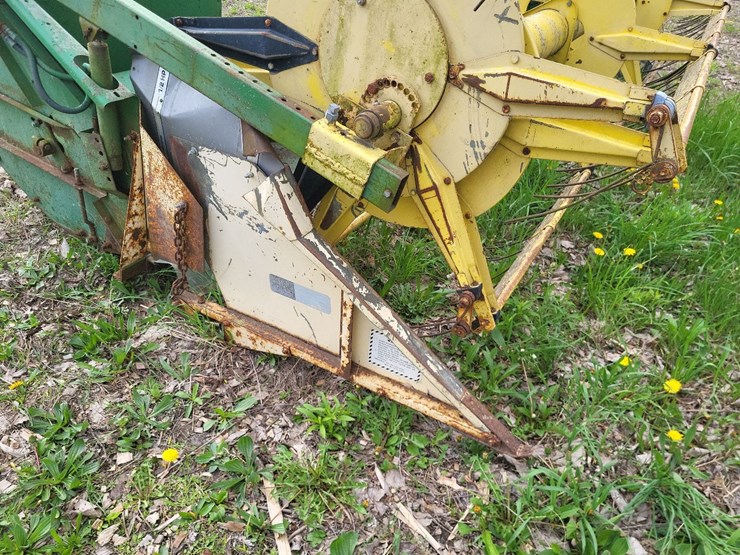 john-deere-3300-image-12