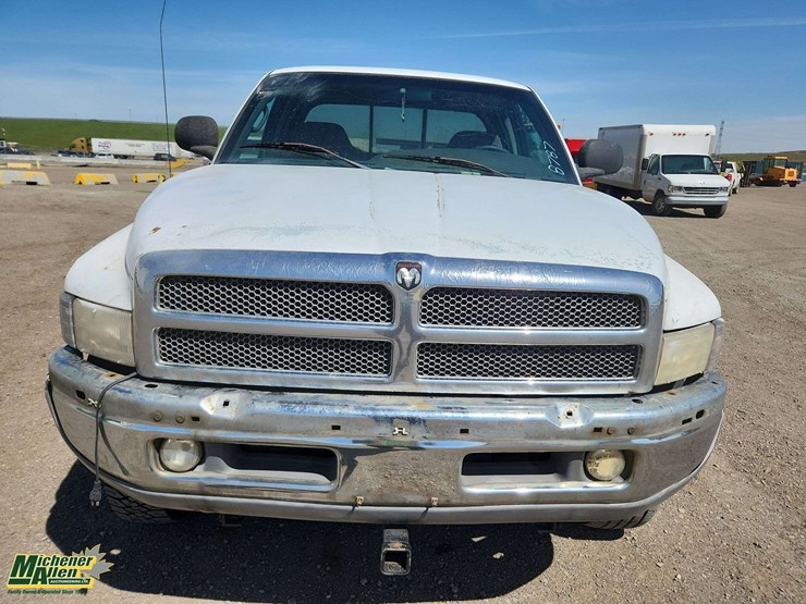 dodge-2500-image-9
