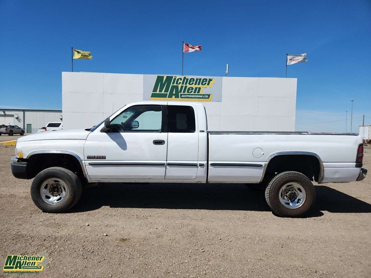 dodge-2500-image-6