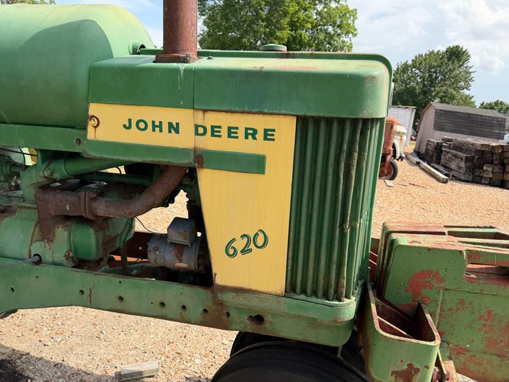 1957-john-deere-620-image-32