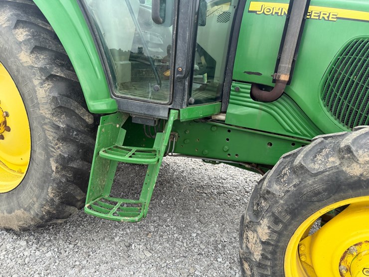 2004-john-deere-6420-image-39