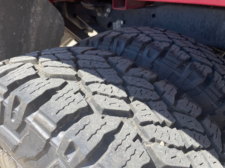 2020-ford-f350-xl-image-22
