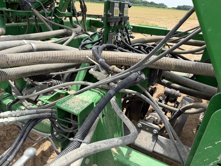john-deere-1890-image-59
