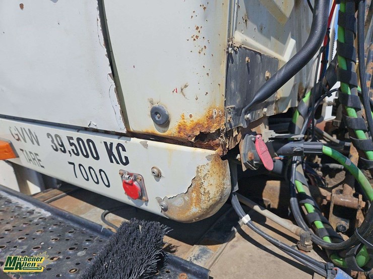 2004-international-transtar-8600-image-12