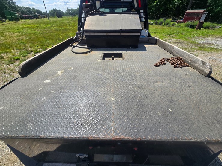2017-ford-f550-image-70