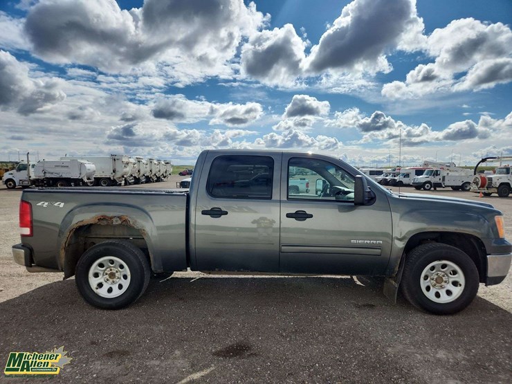 2011-gmc-sierra-1500-sl-image-6