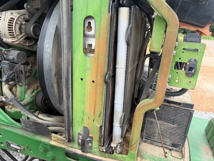 2004-john-deere-6420-image-55