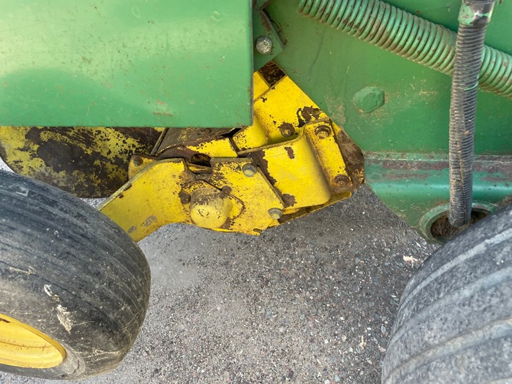 john-deere-535-image-8